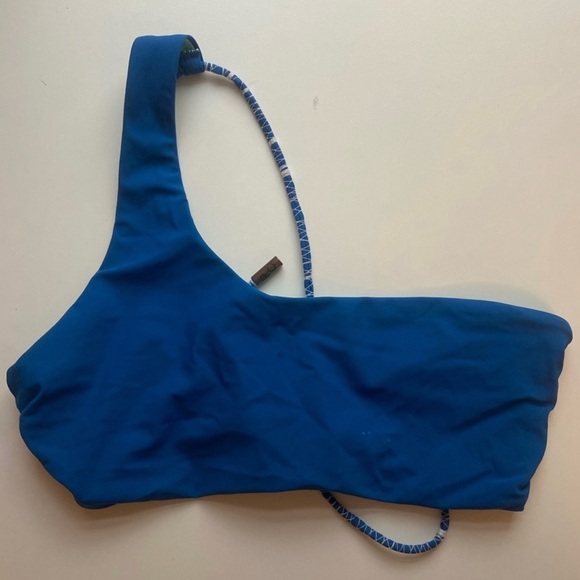 Red Carter, over one shoulder blue lace up back bandeau bikini top, Small - Picture 2 of 4
